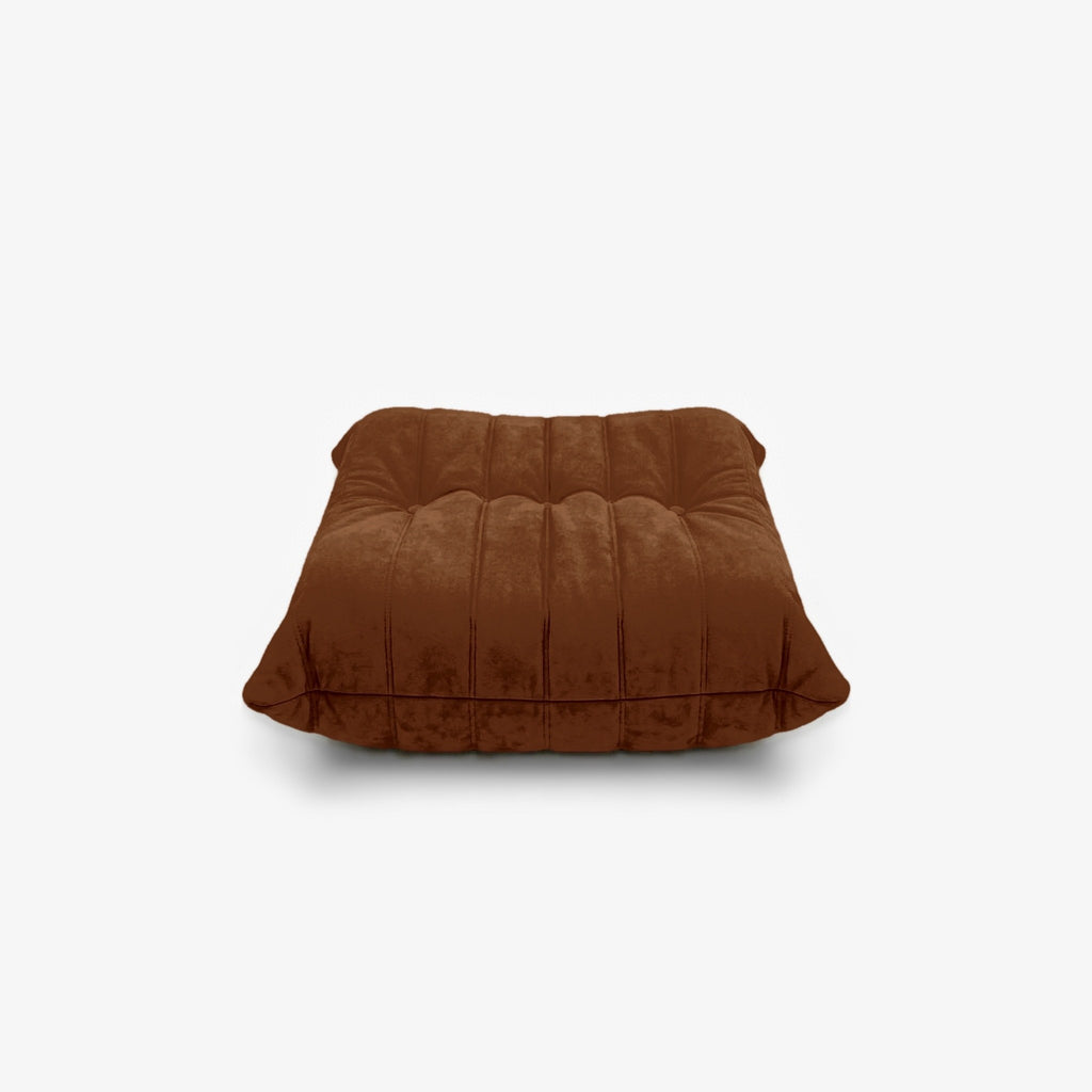 Repose-pieds ROMY effet daim Caramel, vue de profil